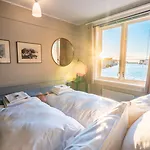 Bryggekanten - By Classic Norway Отель 4*