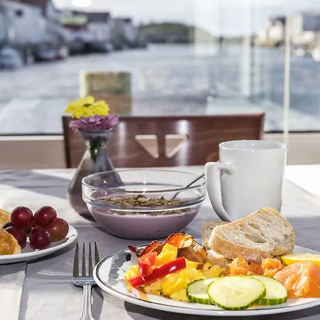 Bryggekanten - By Classic Norway Hotel Henningsvaer