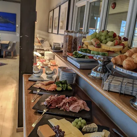 Szálloda Bryggekanten - By Classic Norway Henningsvær