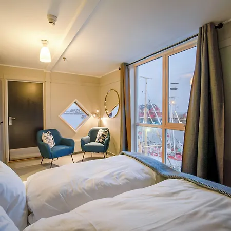 Bryggekanten - By Classic Norway 4* Henningsvaer