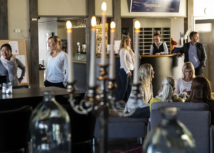 Bryggekanten - By Classic Norway 4* Henningsvær