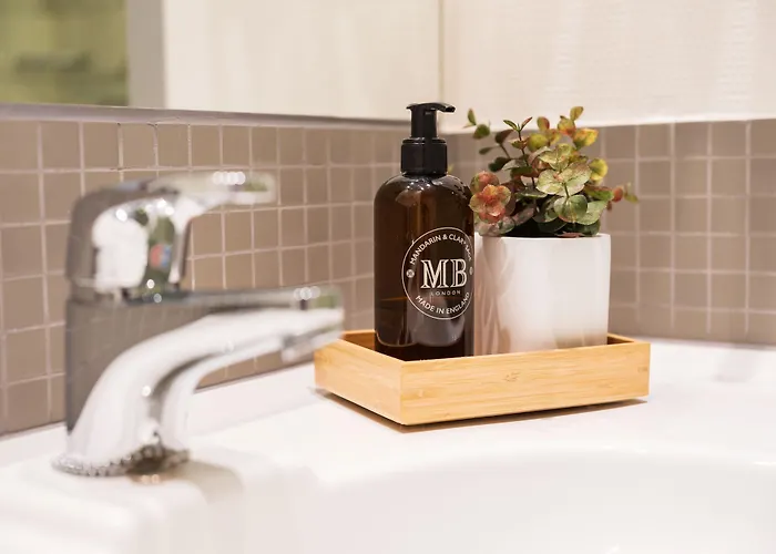 Bryggekanten - By Classic Norway Hotel Henningsvær