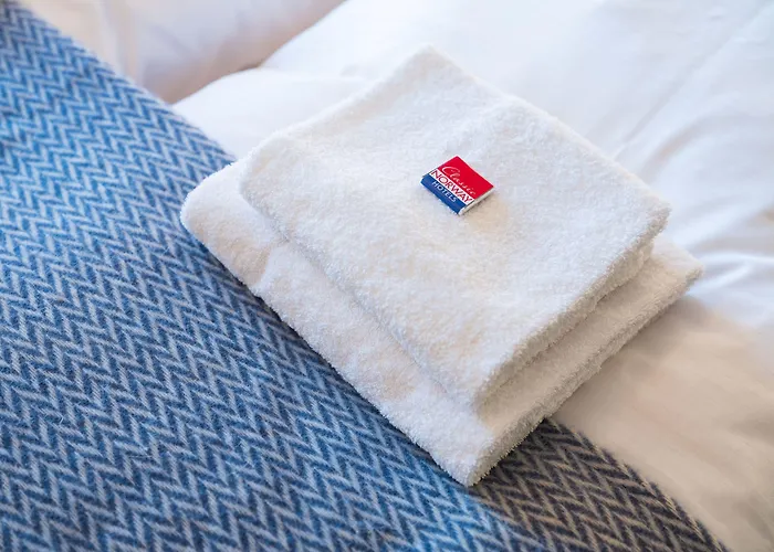 Bryggekanten - By Classic Norway Henningsvær