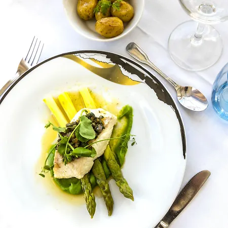 Bryggekanten - By Classic Norway